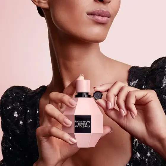 عطر ادکلن ویکتور رولف فلاور بمب اکستریم 2025 حجم 100 میل