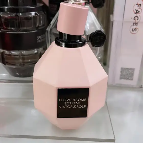 عطر ادکلن ویکتور رولف فلاور بمب اکستریم 2025 حجم 100 میل