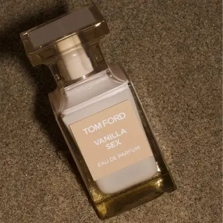 عطر ادکلن تام فورد وانیلا 100 میل
